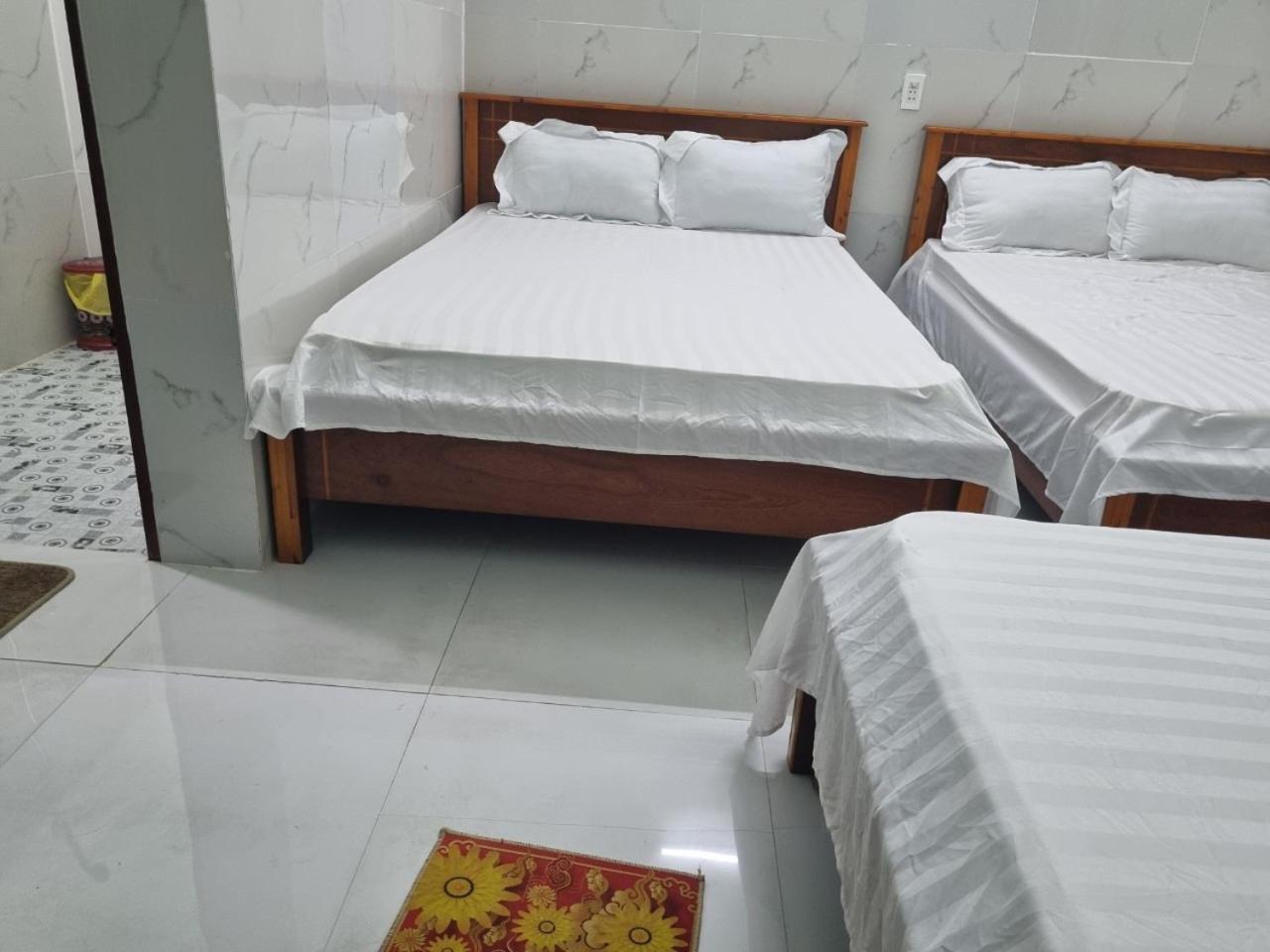 Khách sạn Ngọc Quỳnh La Gi Esterno foto