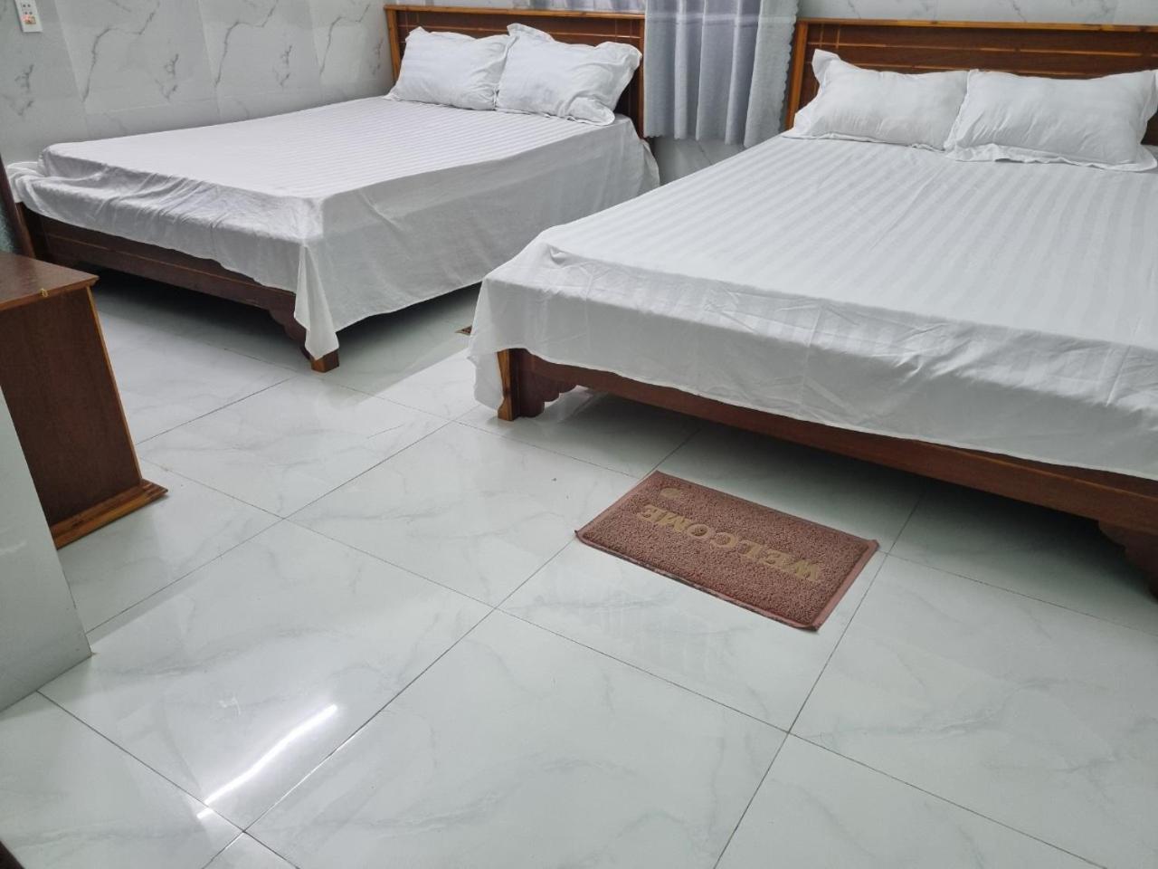 Khách sạn Ngọc Quỳnh La Gi Esterno foto