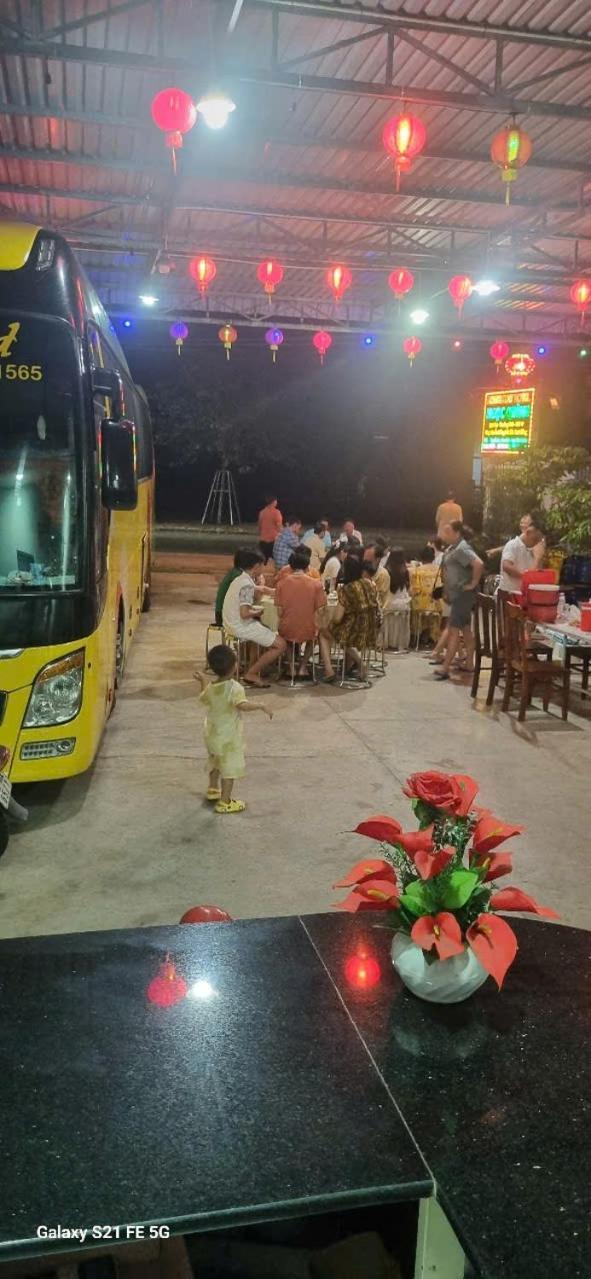 Khách sạn Ngọc Quỳnh La Gi Esterno foto